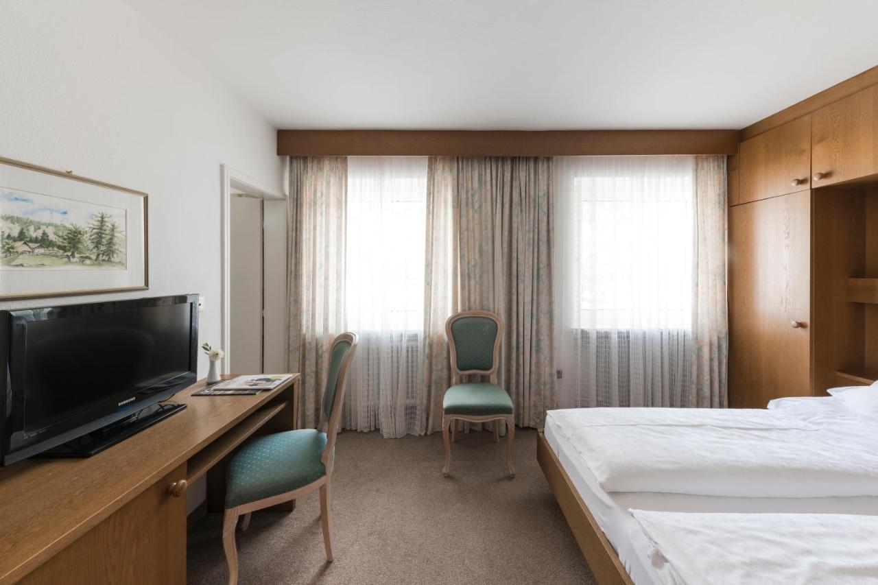 Pension Zum Burggraefler シェーナ エクステリア 写真