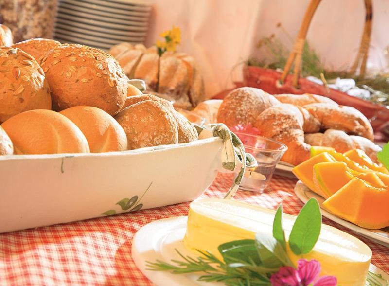 Pension Zum Burggraefler シェーナ エクステリア 写真